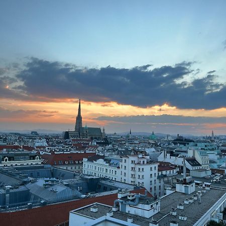 Center Apartment With 360° Rooftop ウィーン エクステリア 写真